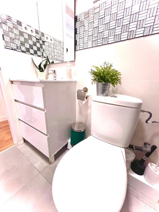 Apartamento Delux มาดริด ภายนอก รูปภาพ