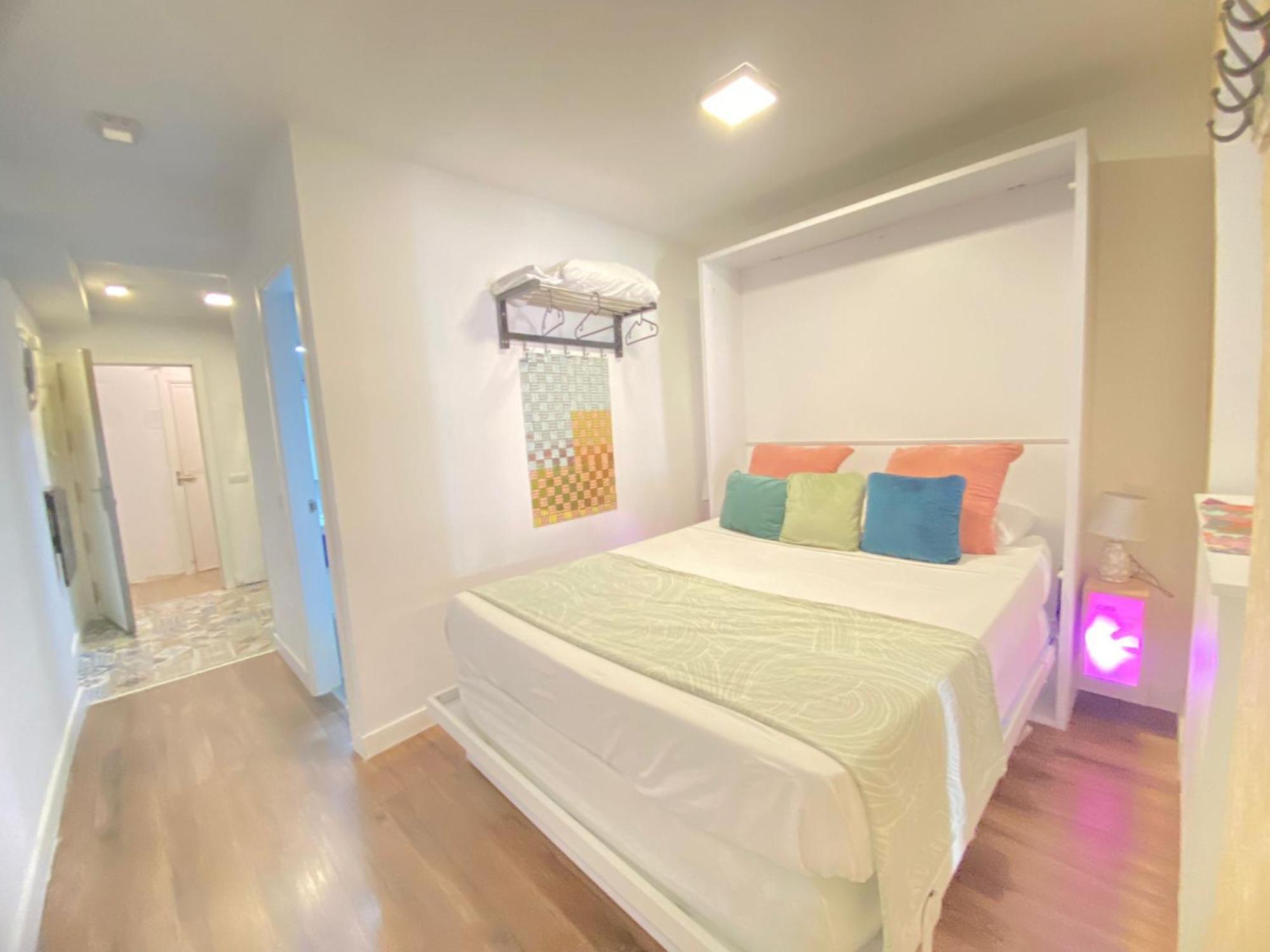 Apartamento Delux มาดริด ภายนอก รูปภาพ